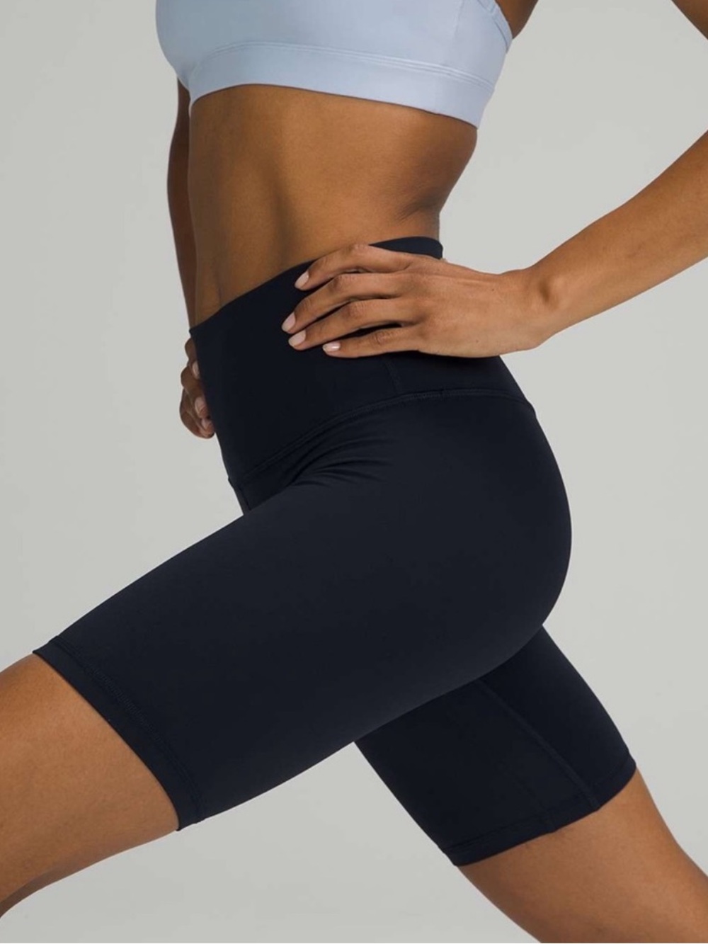 Lululemon Align Short 8" in True Navy - Size 6 - Picture 3 of 7